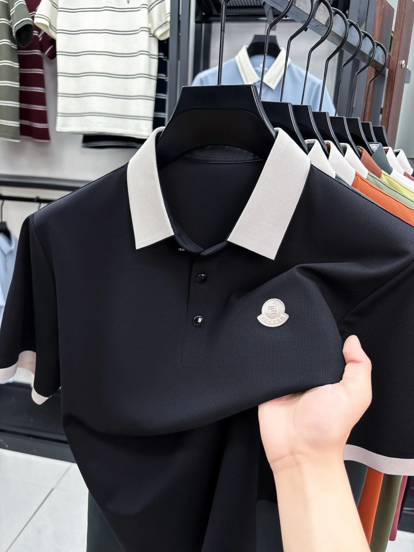 Premium Original Polo ：62796-P140 ：Moncler ： Size：M-4XL 200 ：26 New Arrival Polo ， ， ， Versatile， ， ！
